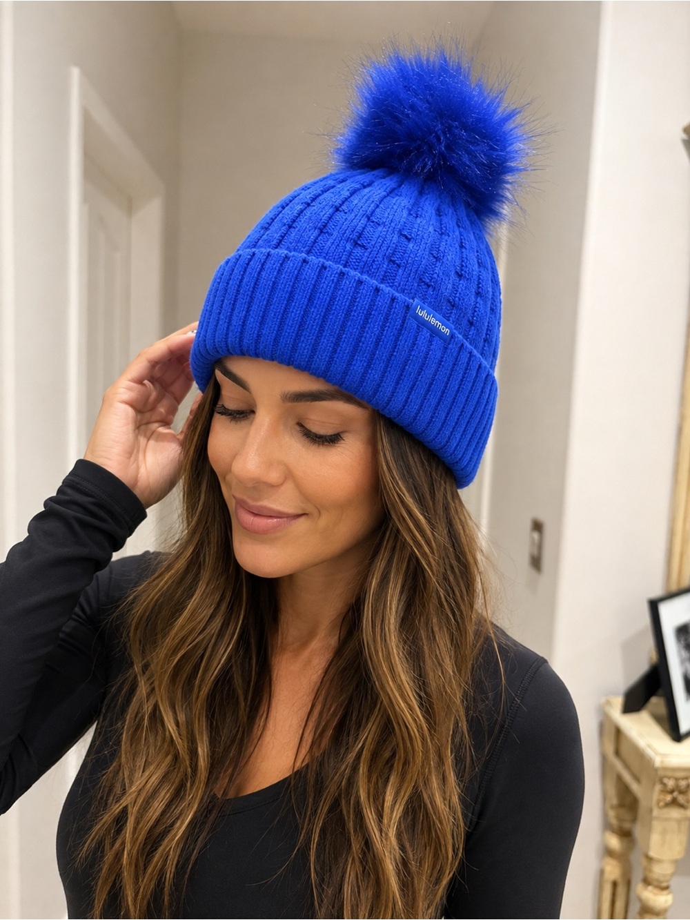NWOT Lululemon Womens Cable Knit Pom Beanie
Blazer Blue Tone